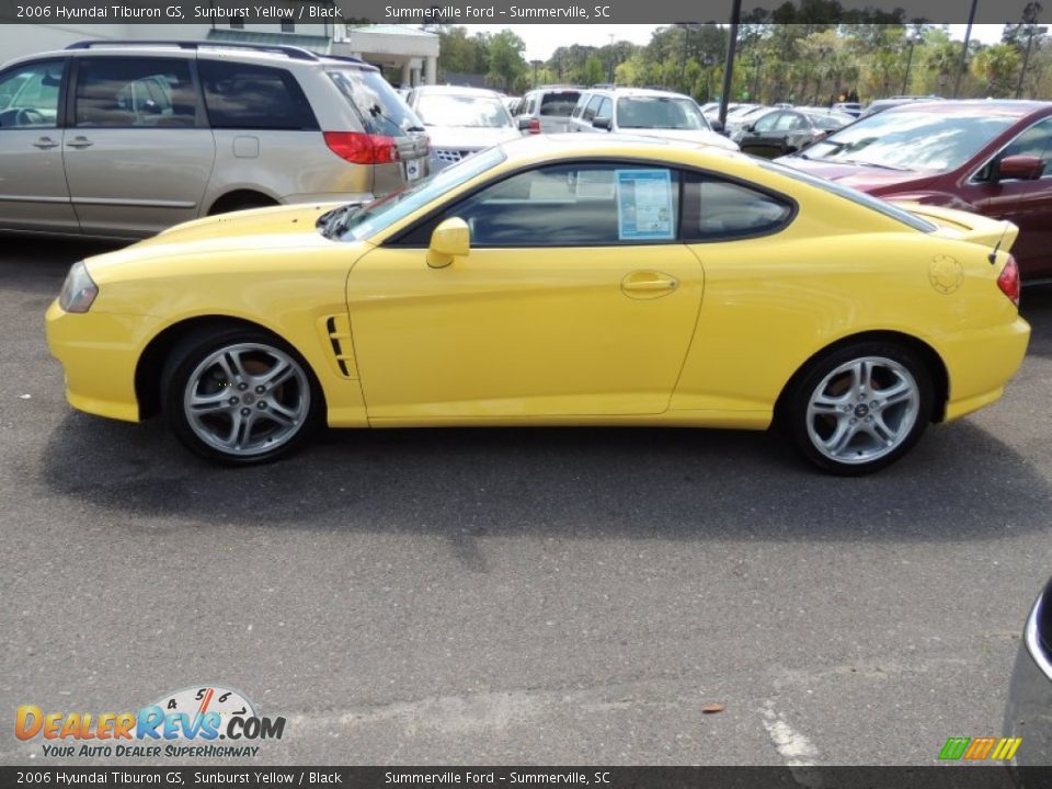 2006 Hyundai Tiburon GS Sunburst Yellow / Black Photo #2