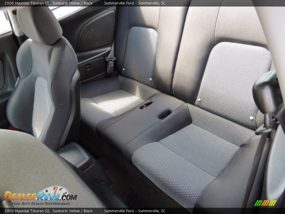 2006 Hyundai Tiburon GS Sunburst Yellow / Black Photo #6