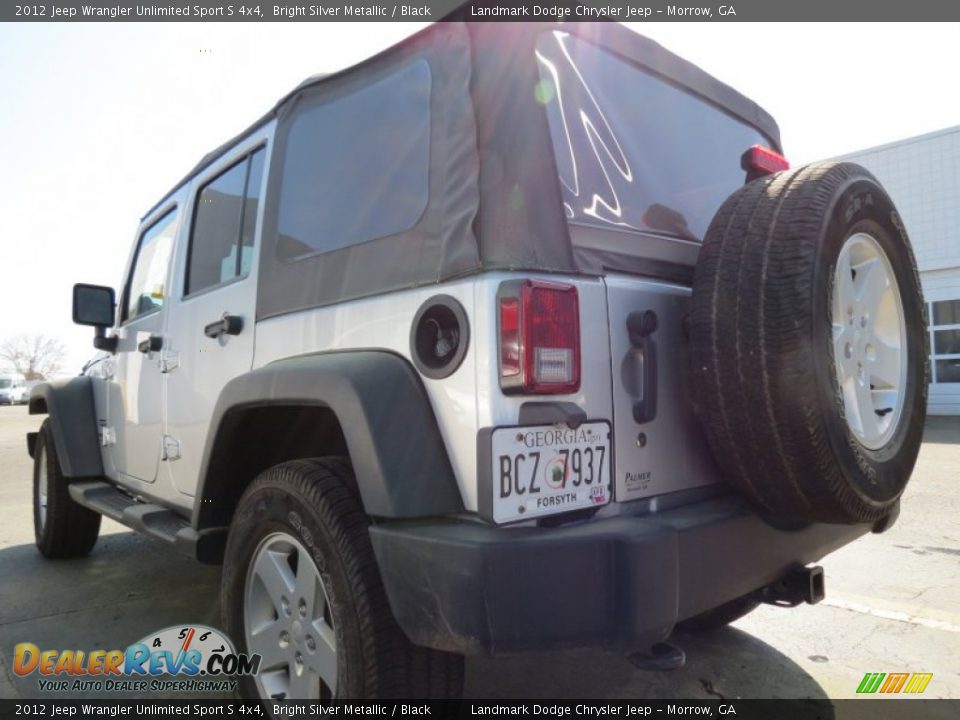 2012 Jeep Wrangler Unlimited Sport S 4x4 Bright Silver Metallic / Black Photo #2