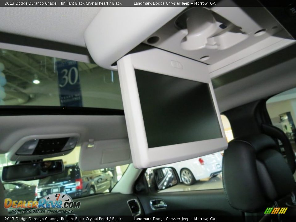 Entertainment System of 2013 Dodge Durango Citadel Photo #9
