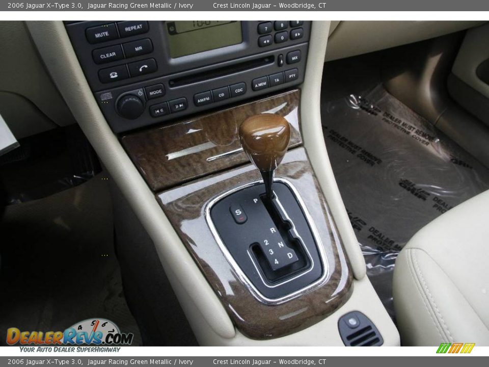 2006 Jaguar X-Type 3.0 Jaguar Racing Green Metallic / Ivory Photo #15