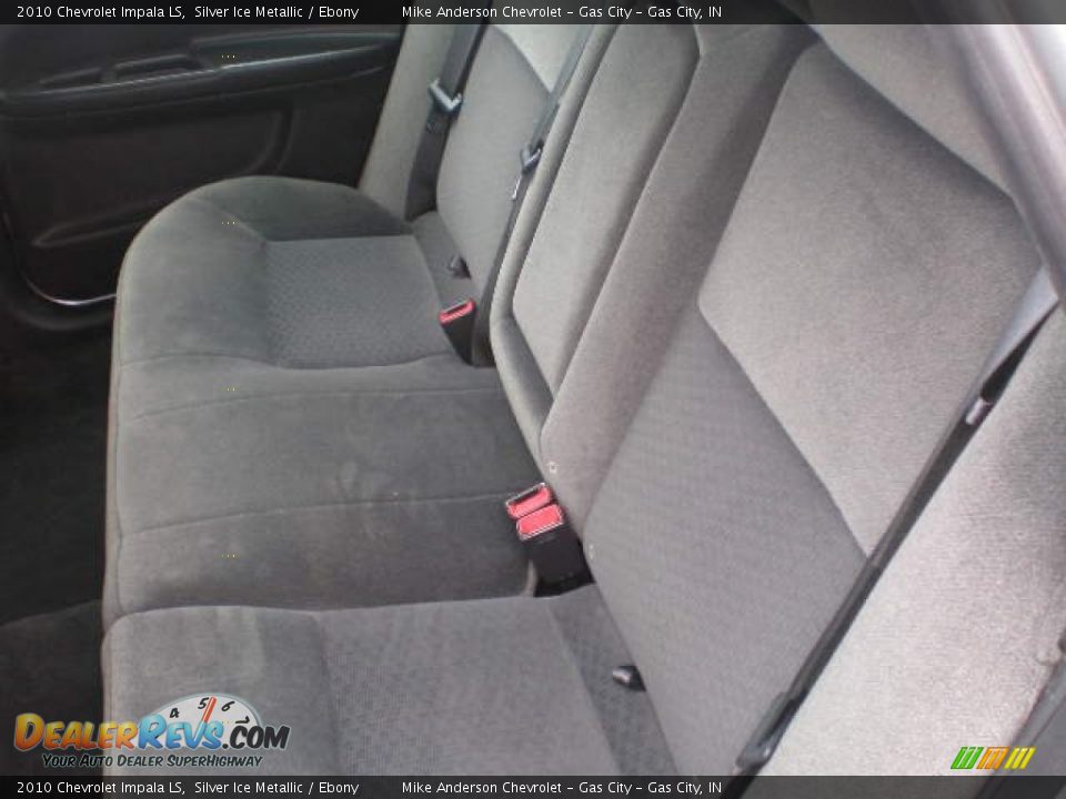2010 Chevrolet Impala LS Silver Ice Metallic / Ebony Photo #17