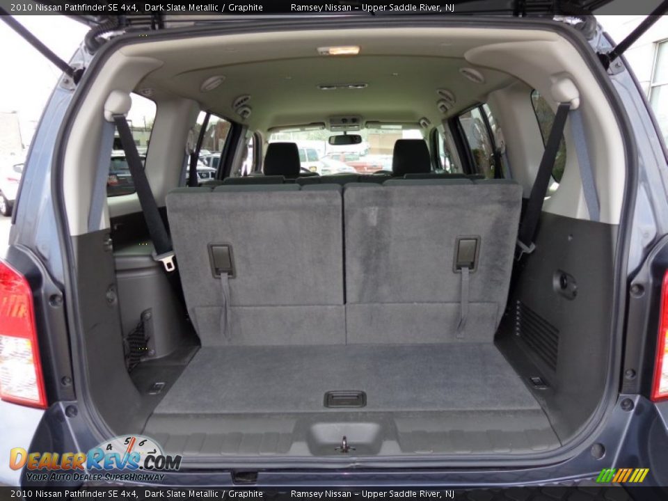 2010 Nissan Pathfinder SE 4x4 Dark Slate Metallic / Graphite Photo #10