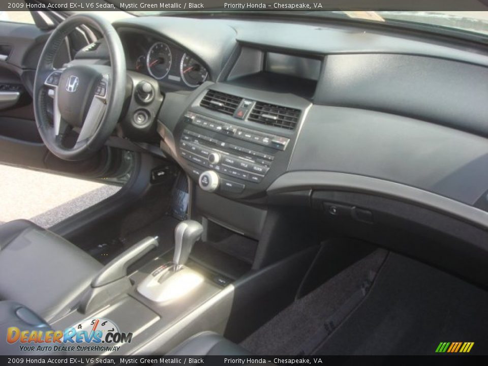 2009 Honda Accord EX-L V6 Sedan Mystic Green Metallic / Black Photo #15