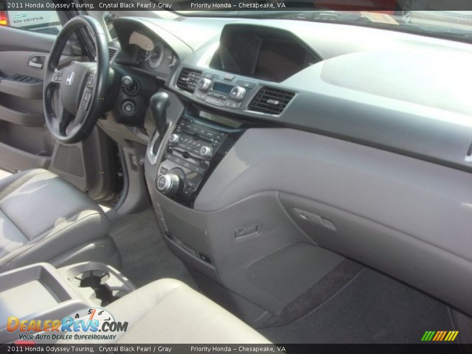 2011 Honda Odyssey Touring Crystal Black Pearl / Gray Photo #19
