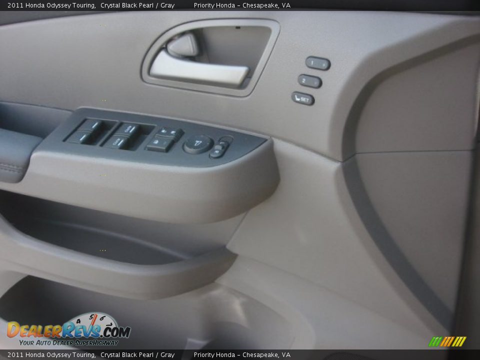 2011 Honda Odyssey Touring Crystal Black Pearl / Gray Photo #21