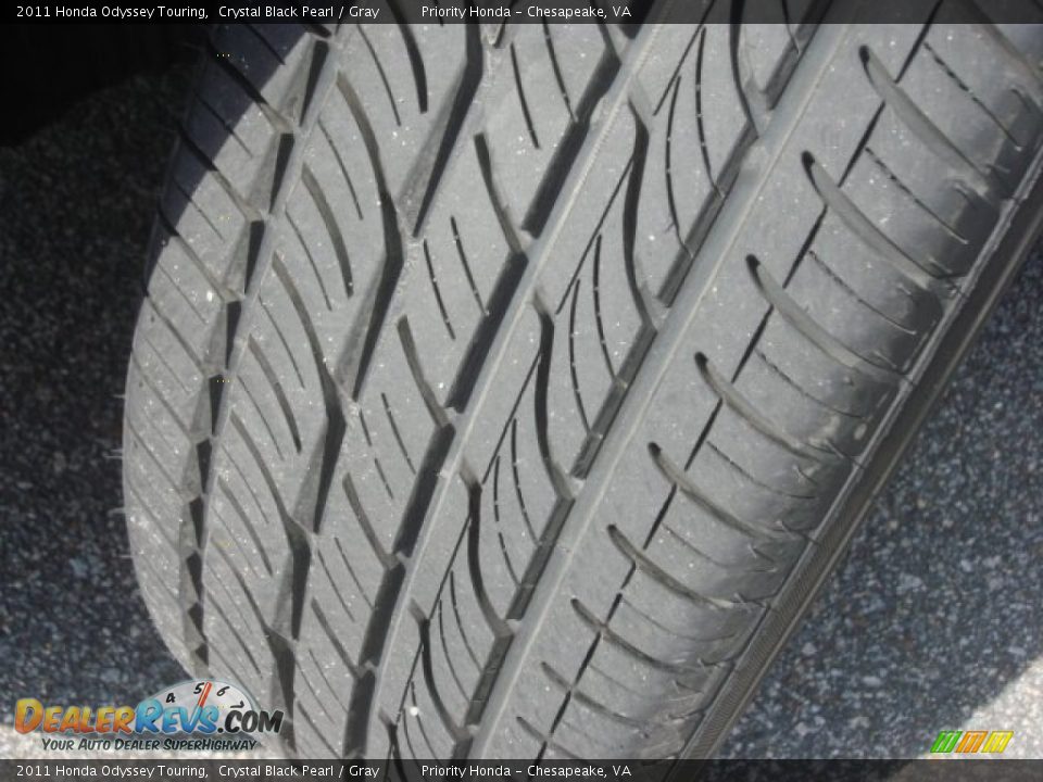 2011 Honda Odyssey Touring Crystal Black Pearl / Gray Photo #31