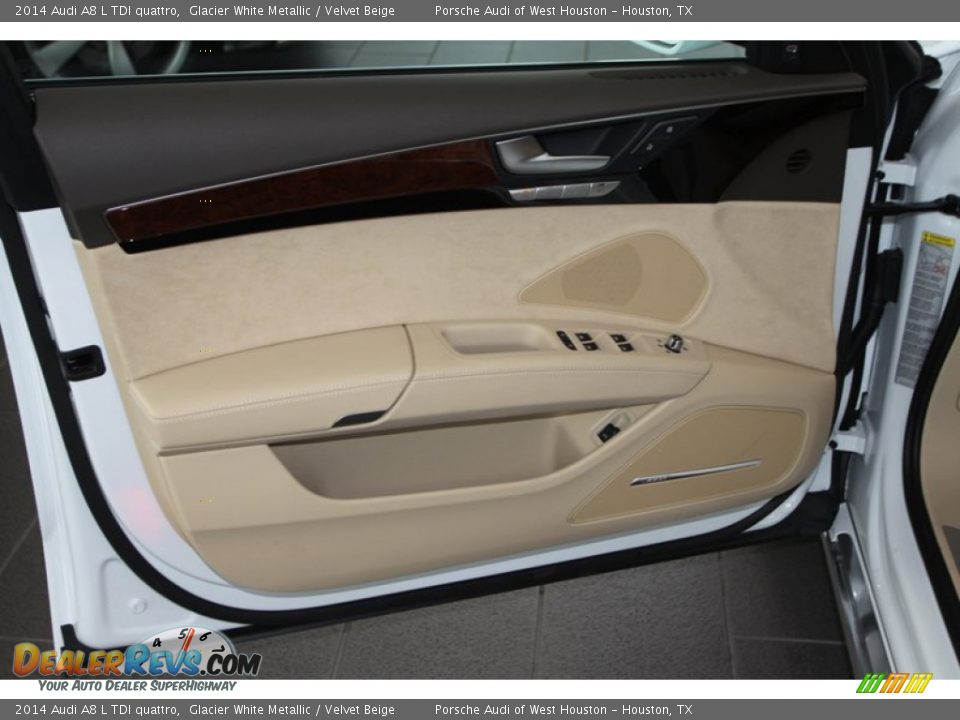 Door Panel of 2014 Audi A8 L TDI quattro Photo #9