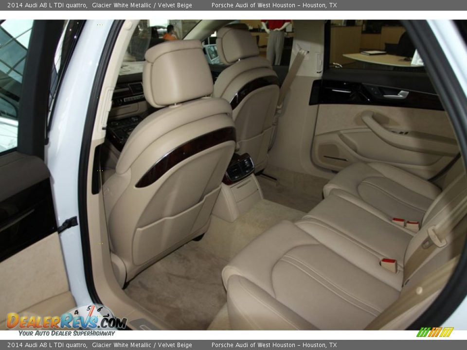 Rear Seat of 2014 Audi A8 L TDI quattro Photo #12