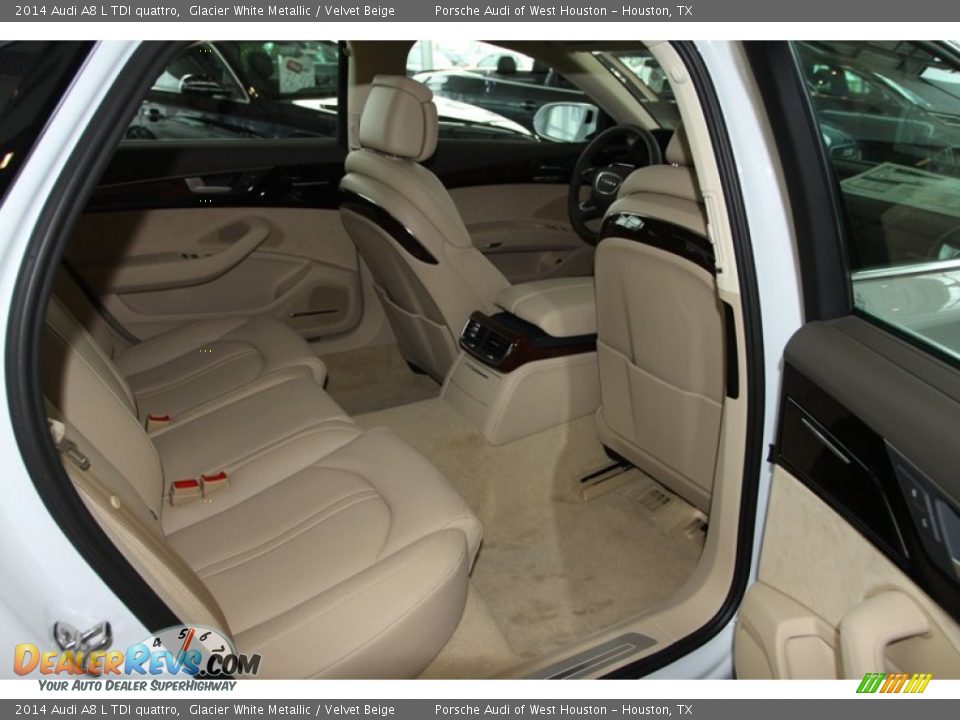 Rear Seat of 2014 Audi A8 L TDI quattro Photo #21