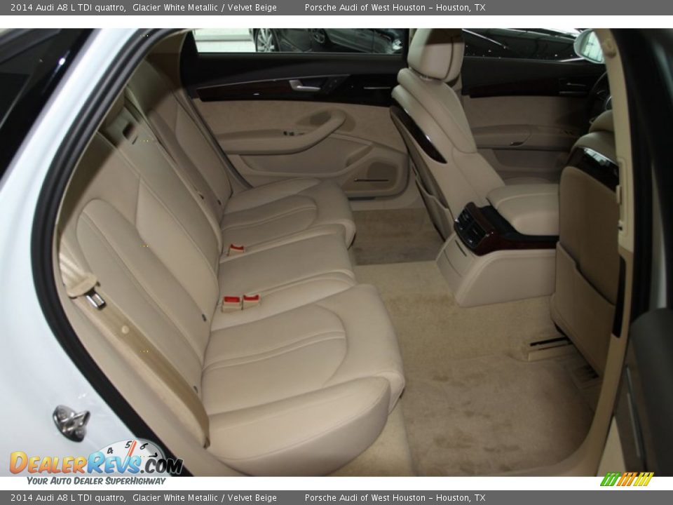 Rear Seat of 2014 Audi A8 L TDI quattro Photo #22