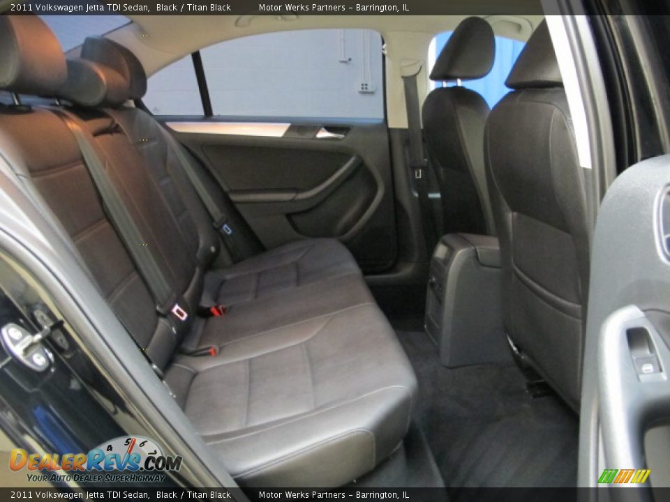 2011 Volkswagen Jetta TDI Sedan Black / Titan Black Photo #19