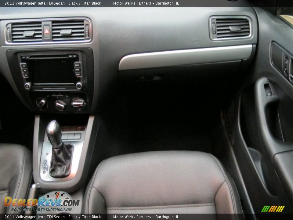 2011 Volkswagen Jetta TDI Sedan Black / Titan Black Photo #24