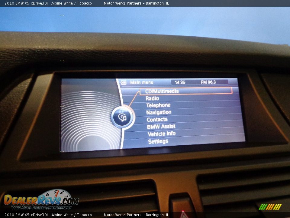 2010 BMW X5 xDrive30i Alpine White / Tobacco Photo #16