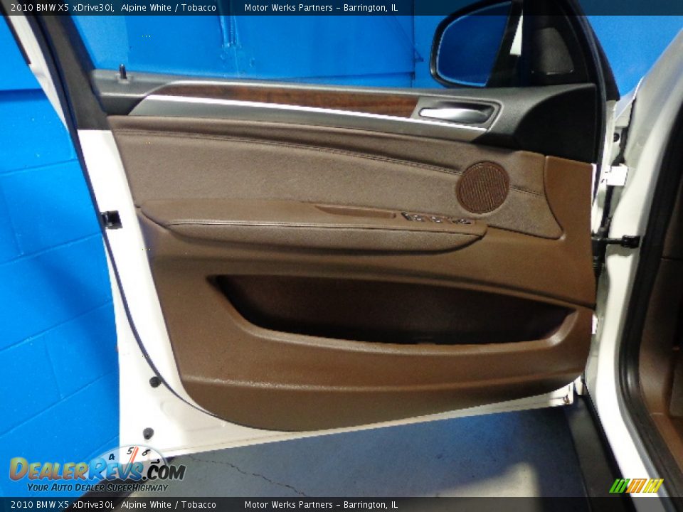 2010 BMW X5 xDrive30i Alpine White / Tobacco Photo #19