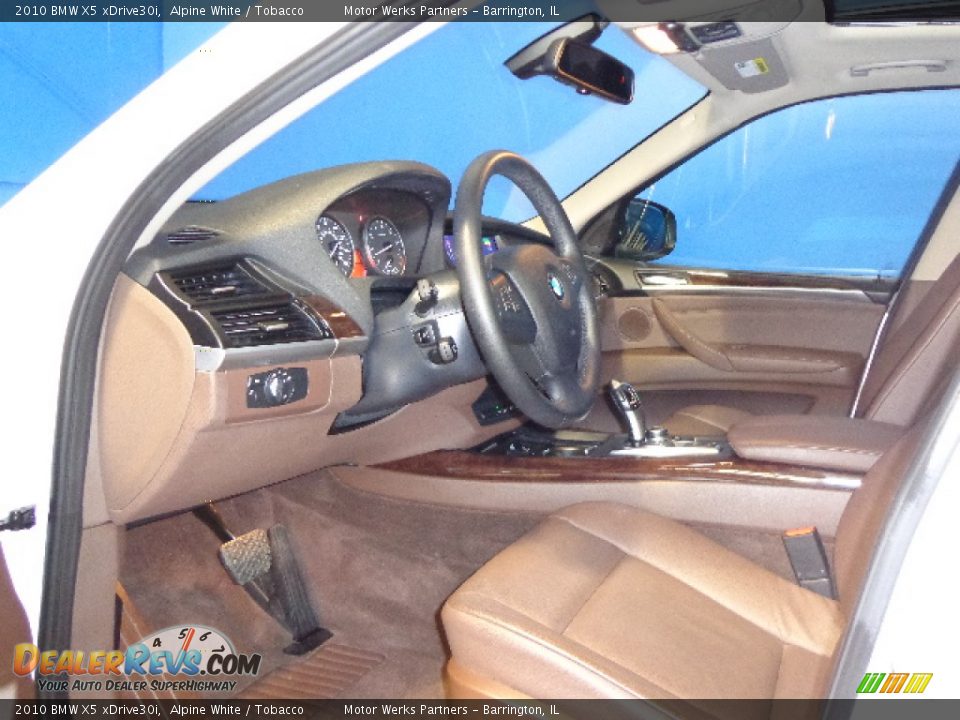 2010 BMW X5 xDrive30i Alpine White / Tobacco Photo #28