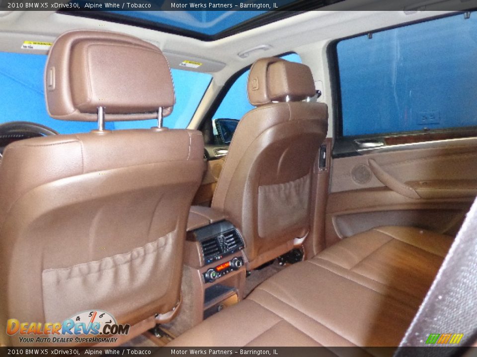 2010 BMW X5 xDrive30i Alpine White / Tobacco Photo #31