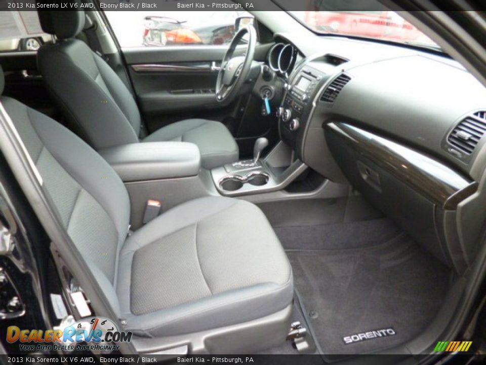 Black Interior - 2013 Kia Sorento LX V6 AWD Photo #10