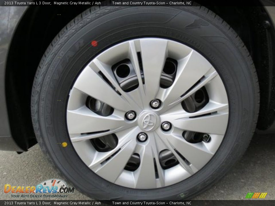 2013 Toyota Yaris L 3 Door Magnetic Gray Metallic / Ash Photo #4