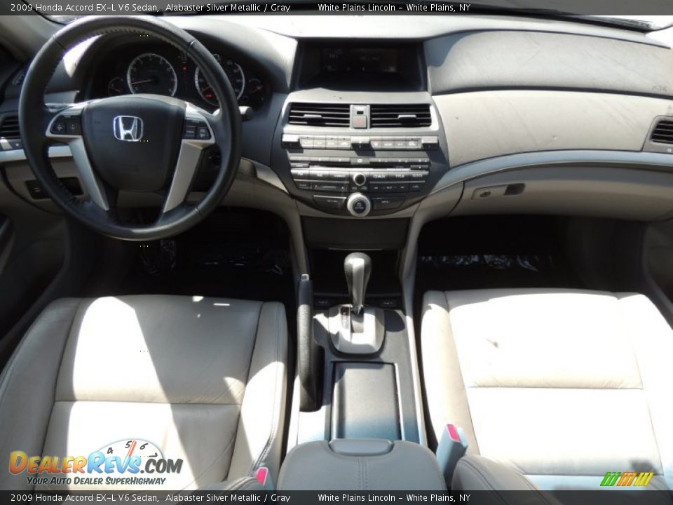 2009 Honda Accord EX-L V6 Sedan Alabaster Silver Metallic / Gray Photo #16