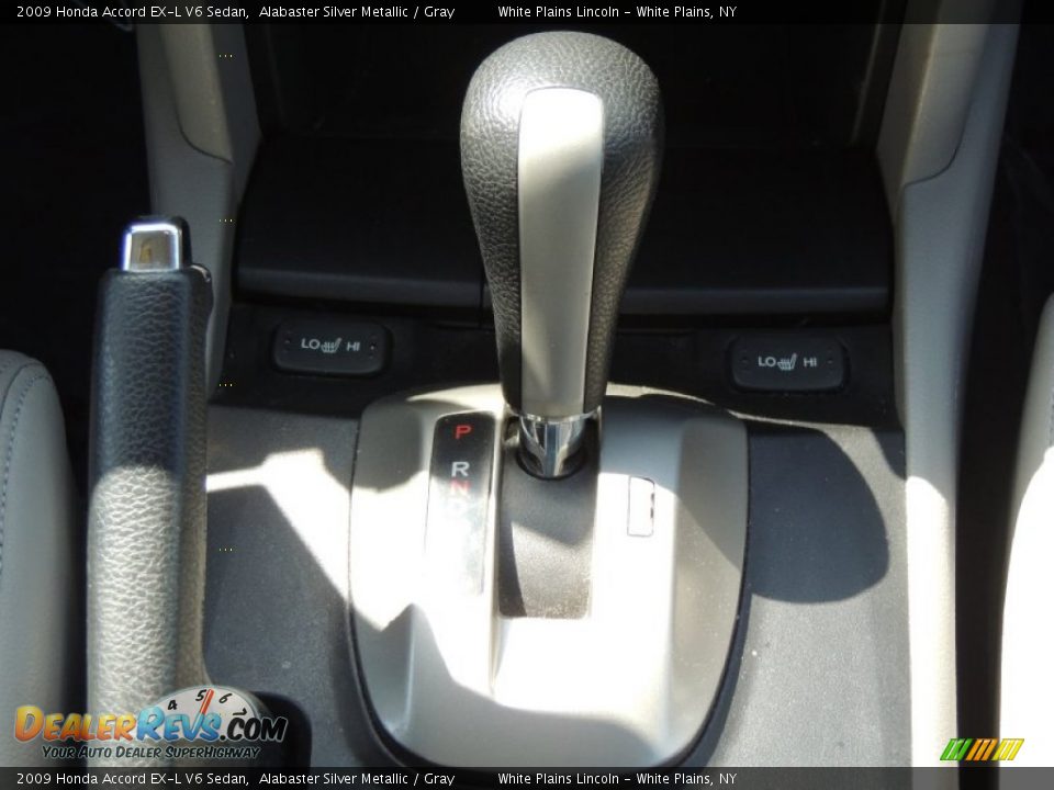 2009 Honda Accord EX-L V6 Sedan Alabaster Silver Metallic / Gray Photo #18