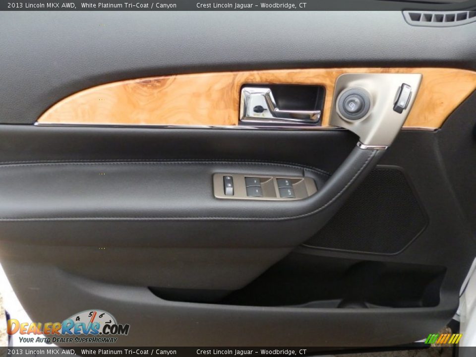 2013 Lincoln MKX AWD White Platinum Tri-Coat / Canyon Photo #6