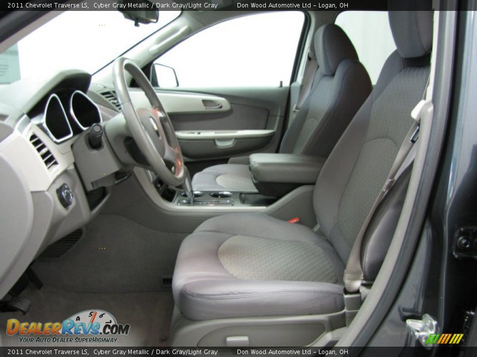 2011 Chevrolet Traverse LS Cyber Gray Metallic / Dark Gray/Light Gray Photo #5