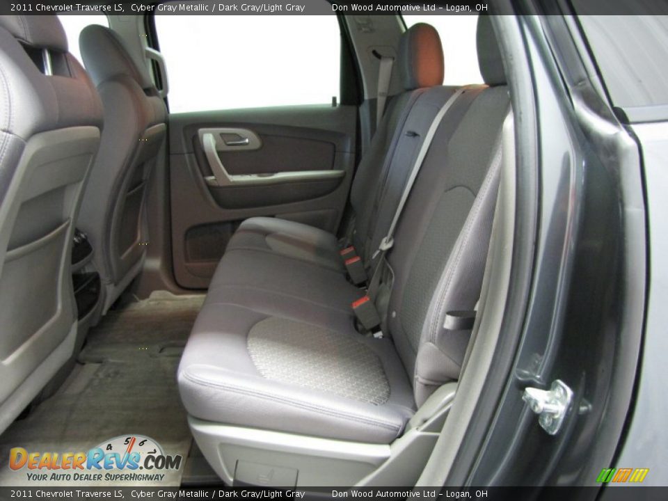 2011 Chevrolet Traverse LS Cyber Gray Metallic / Dark Gray/Light Gray Photo #6