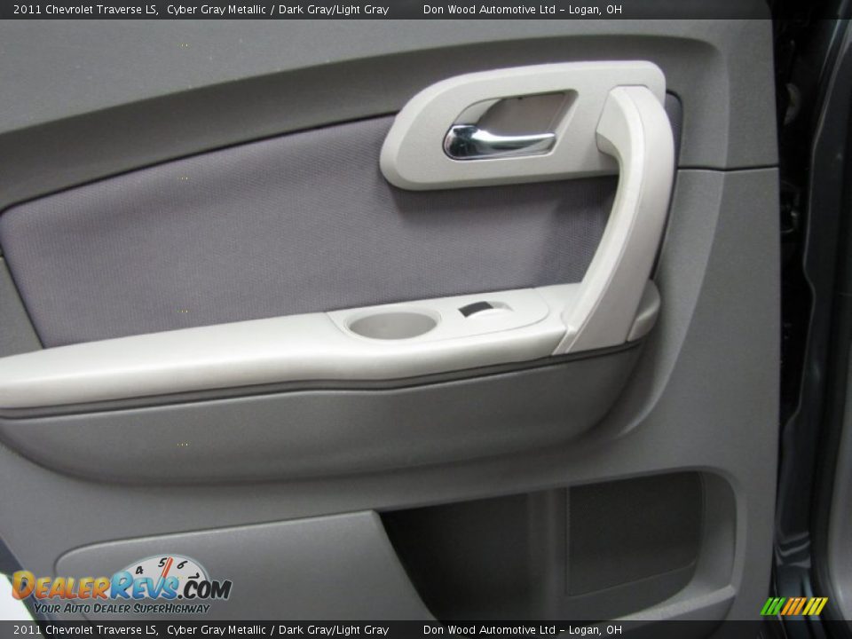 2011 Chevrolet Traverse LS Cyber Gray Metallic / Dark Gray/Light Gray Photo #13