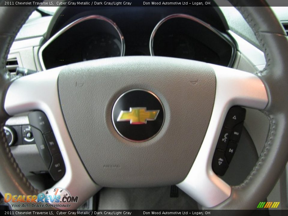 2011 Chevrolet Traverse LS Cyber Gray Metallic / Dark Gray/Light Gray Photo #16