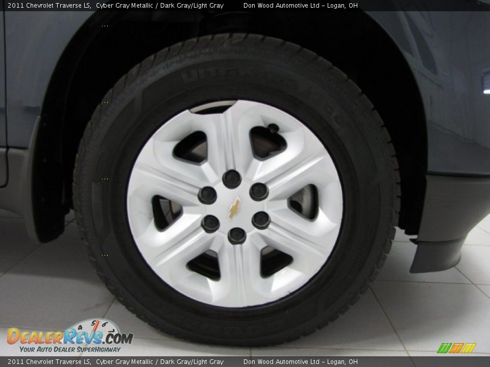 2011 Chevrolet Traverse LS Cyber Gray Metallic / Dark Gray/Light Gray Photo #23