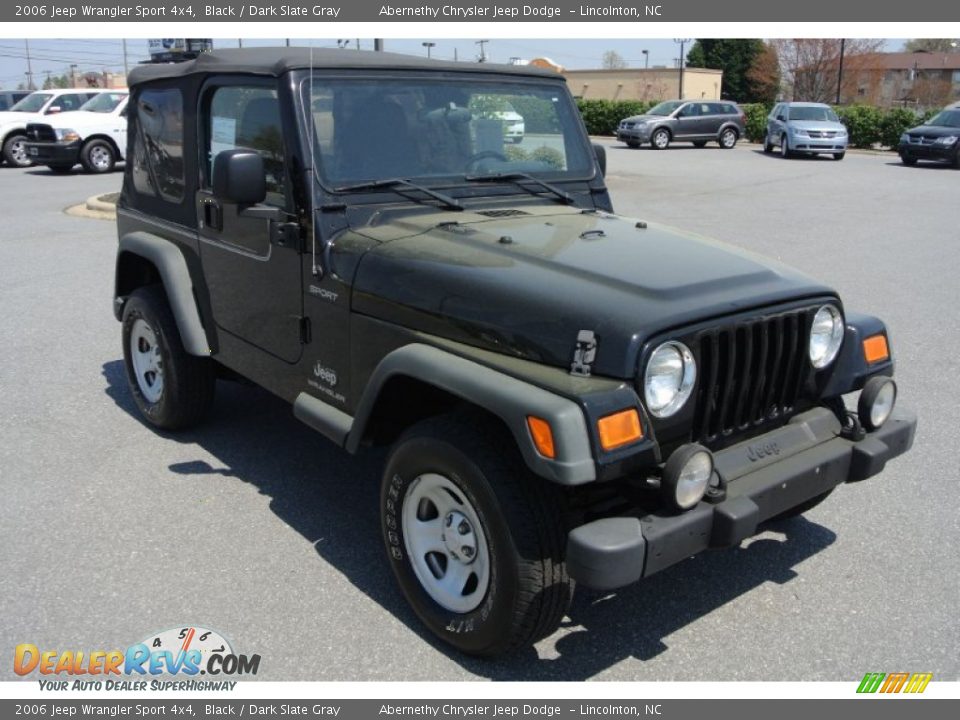 2006 Jeep Wrangler Sport 4x4 Black / Dark Slate Gray Photo #2