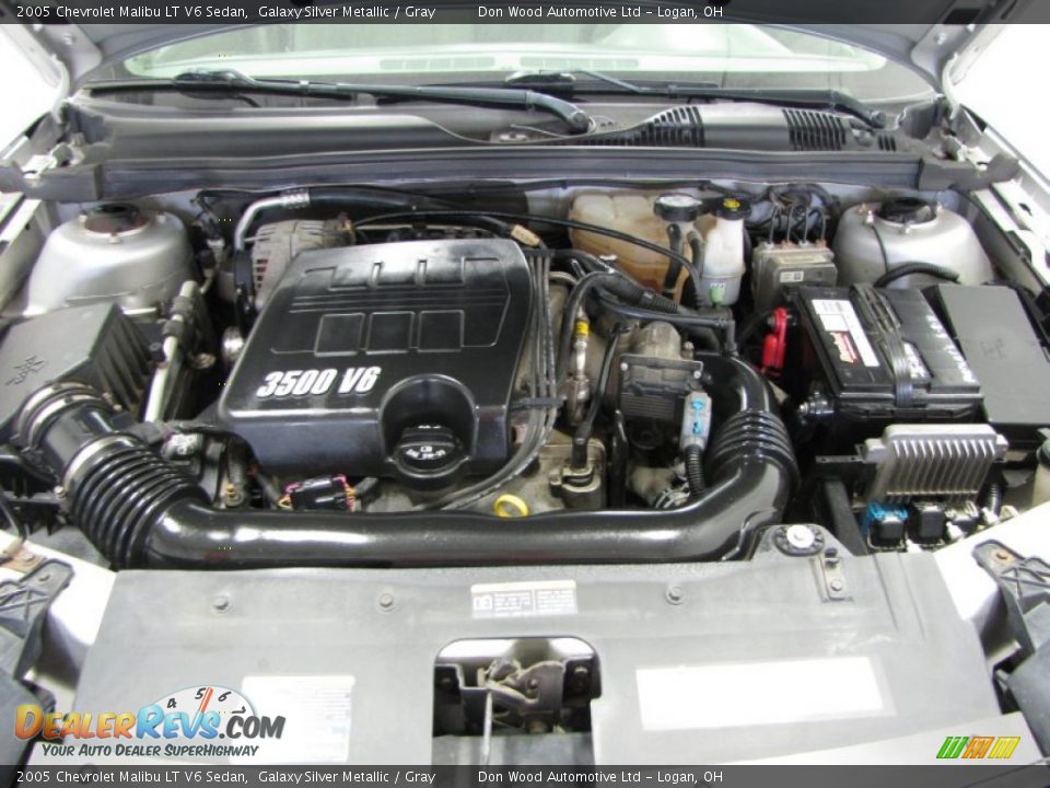 2005 Chevrolet Malibu LT V6 Sedan Galaxy Silver Metallic / Gray Photo #3