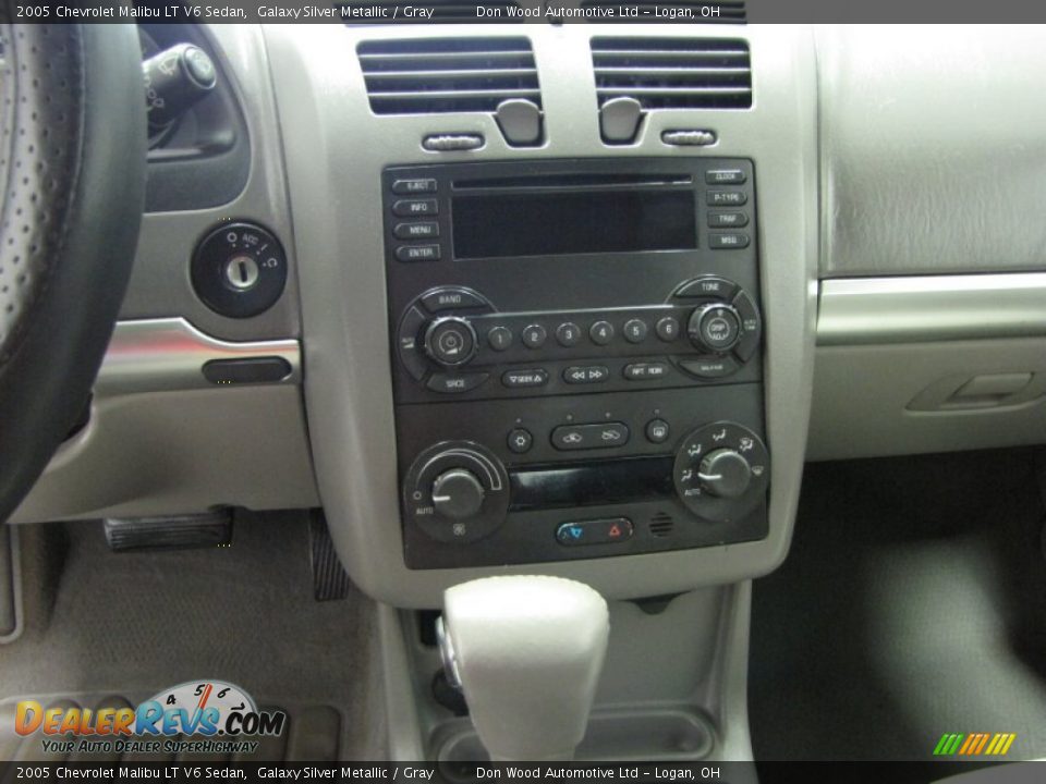 2005 Chevrolet Malibu LT V6 Sedan Galaxy Silver Metallic / Gray Photo #21