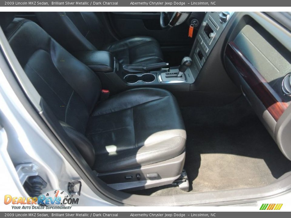 2009 Lincoln MKZ Sedan Brilliant Silver Metallic / Dark Charcoal Photo #18