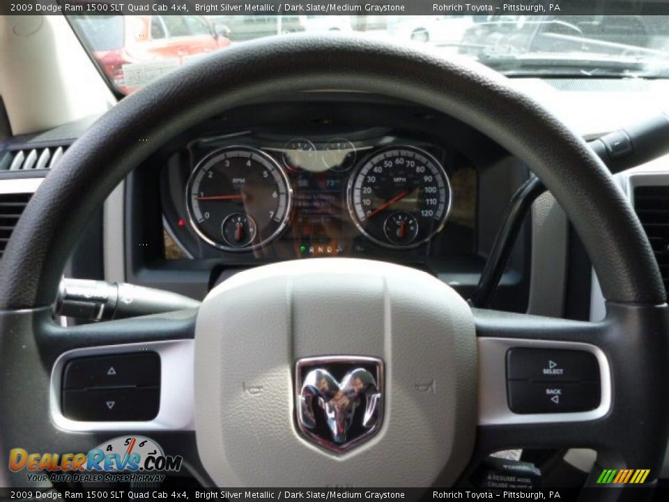 2009 Dodge Ram 1500 SLT Quad Cab 4x4 Bright Silver Metallic / Dark Slate/Medium Graystone Photo #18
