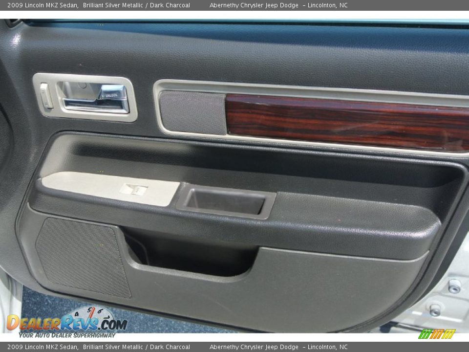2009 Lincoln MKZ Sedan Brilliant Silver Metallic / Dark Charcoal Photo #19