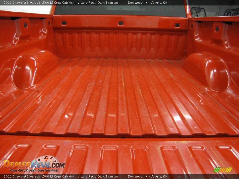 2011 Chevrolet Silverado 1500 LS Crew Cab 4x4 Victory Red / Dark Titanium Photo #4
