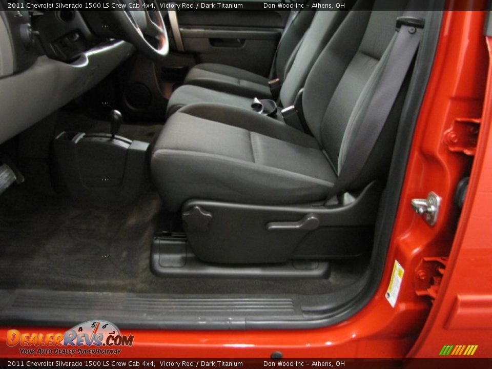 2011 Chevrolet Silverado 1500 LS Crew Cab 4x4 Victory Red / Dark Titanium Photo #6