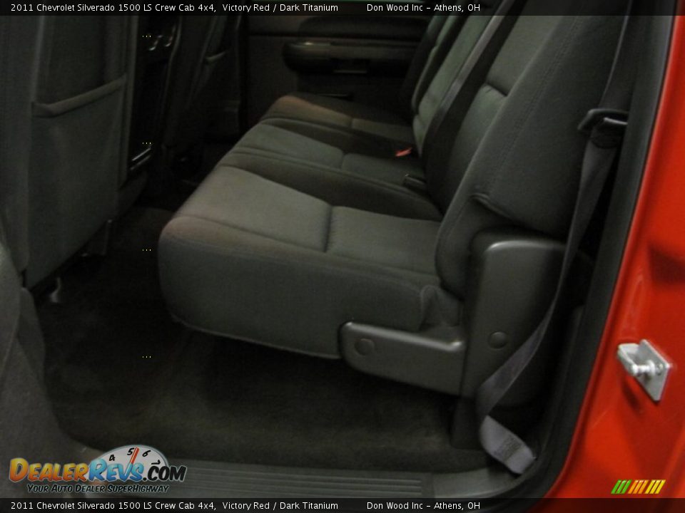 2011 Chevrolet Silverado 1500 LS Crew Cab 4x4 Victory Red / Dark Titanium Photo #7