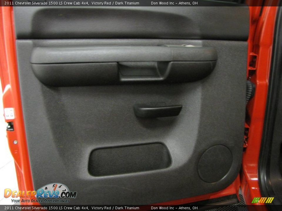 2011 Chevrolet Silverado 1500 LS Crew Cab 4x4 Victory Red / Dark Titanium Photo #12