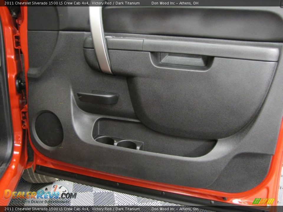 2011 Chevrolet Silverado 1500 LS Crew Cab 4x4 Victory Red / Dark Titanium Photo #14
