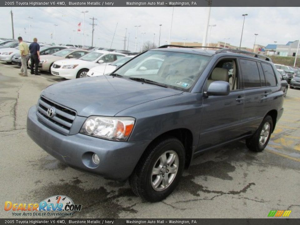 2005 Toyota Highlander V6 4WD Bluestone Metallic / Ivory Photo #5