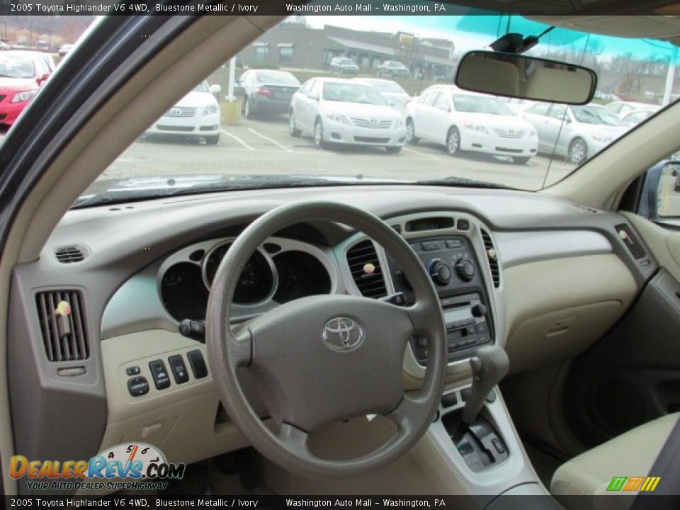 2005 Toyota Highlander V6 4WD Bluestone Metallic / Ivory Photo #15