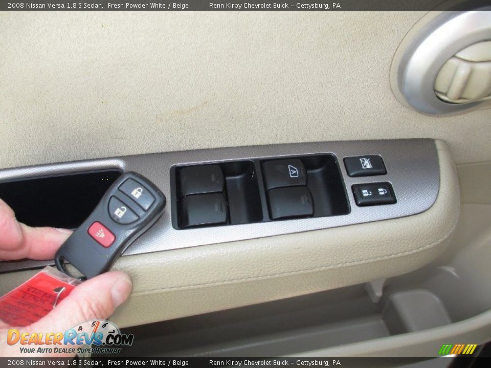 2008 Nissan Versa 1.8 S Sedan Fresh Powder White / Beige Photo #5