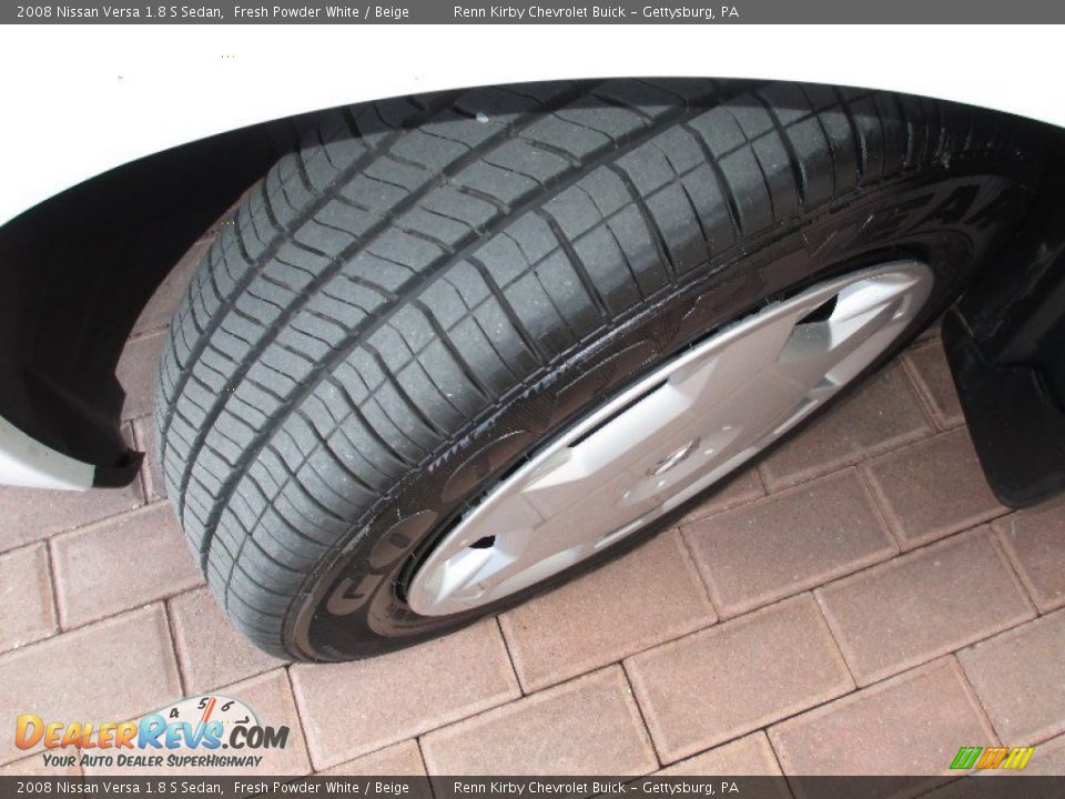 2008 Nissan Versa 1.8 S Sedan Fresh Powder White / Beige Photo #18