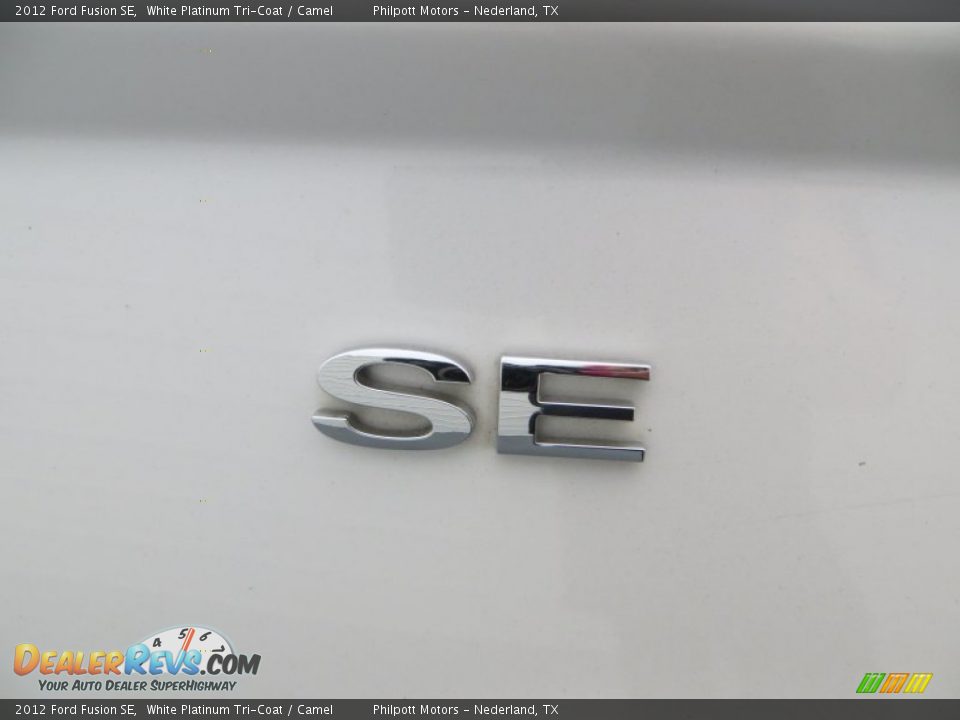 2012 Ford Fusion SE White Platinum Tri-Coat / Camel Photo #18