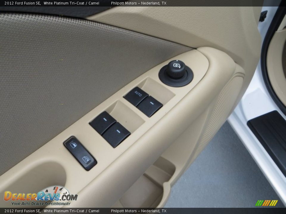 2012 Ford Fusion SE White Platinum Tri-Coat / Camel Photo #31