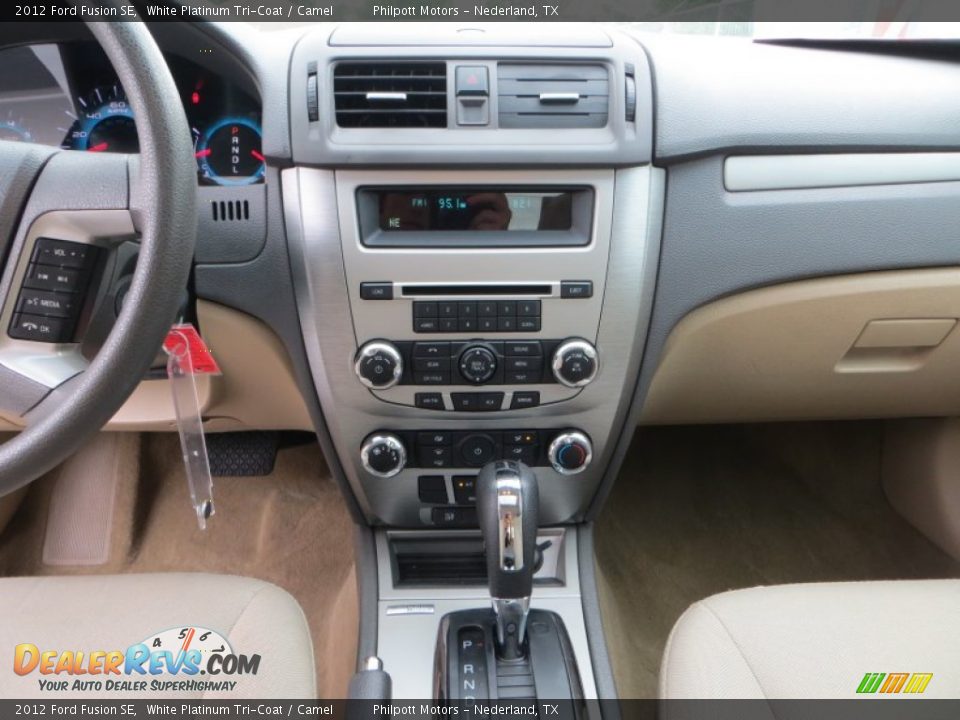 2012 Ford Fusion SE White Platinum Tri-Coat / Camel Photo #36