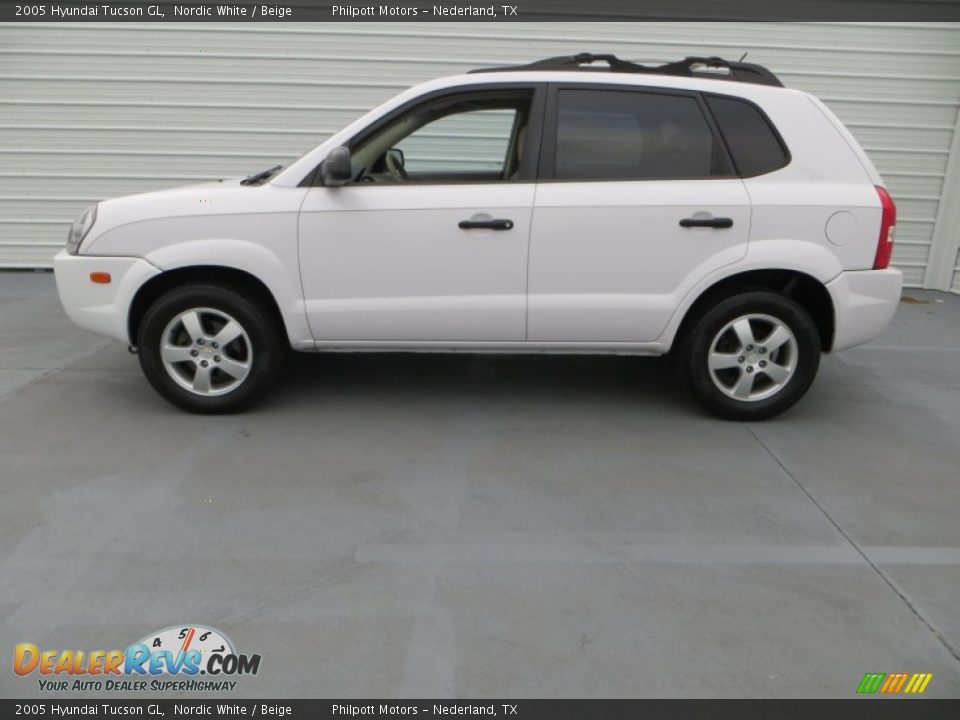 Nordic White 2005 Hyundai Tucson GL Photo #6